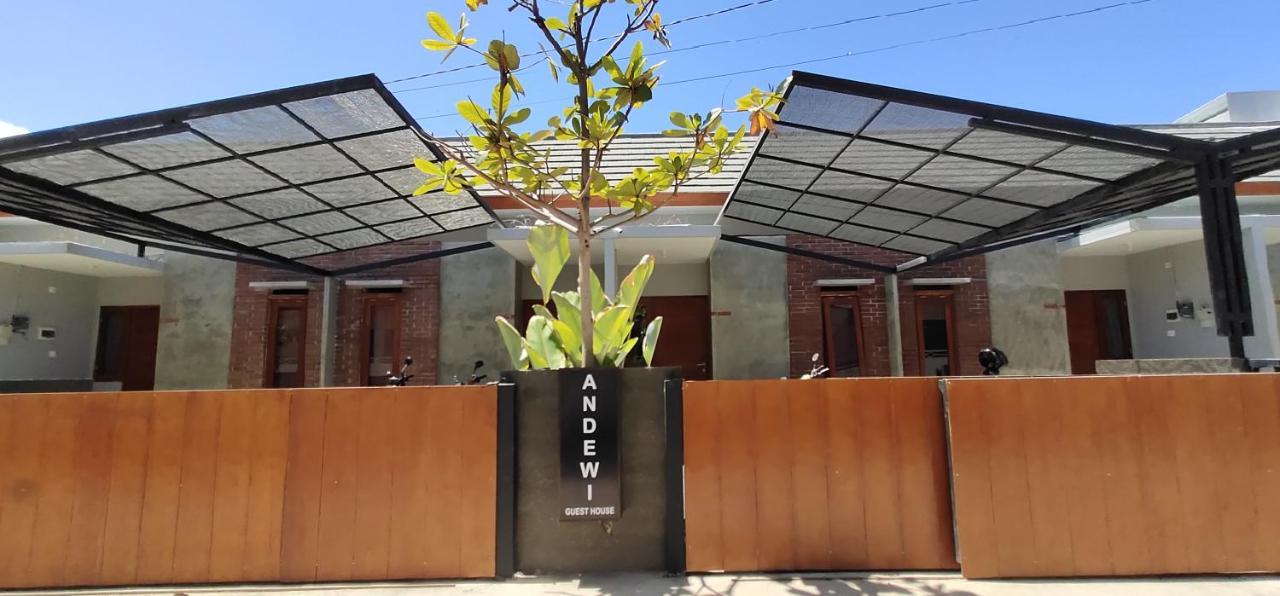 Hotel Embe Pitoe Syariah Gejayan Mitra Reddoorz Pakualaman Exterior foto