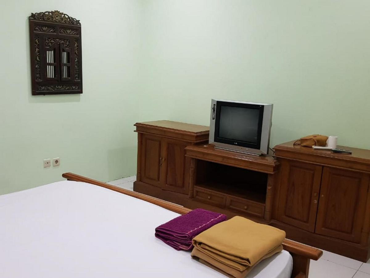 Hotel Embe Pitoe Syariah Gejayan Mitra Reddoorz Pakualaman Exterior foto