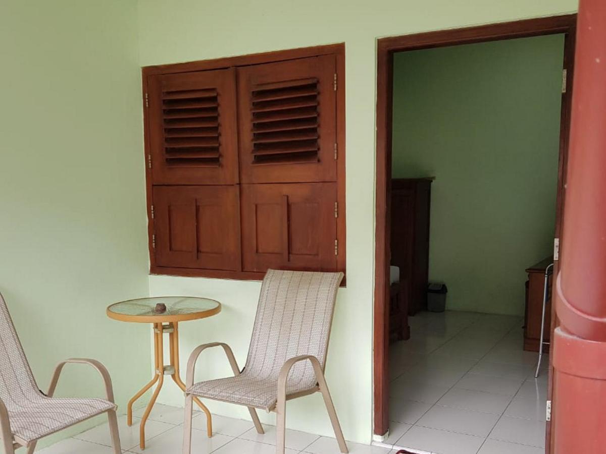 Hotel Embe Pitoe Syariah Gejayan Mitra Reddoorz Pakualaman Exterior foto