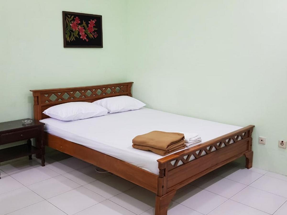 Hotel Embe Pitoe Syariah Gejayan Mitra Reddoorz Pakualaman Exterior foto